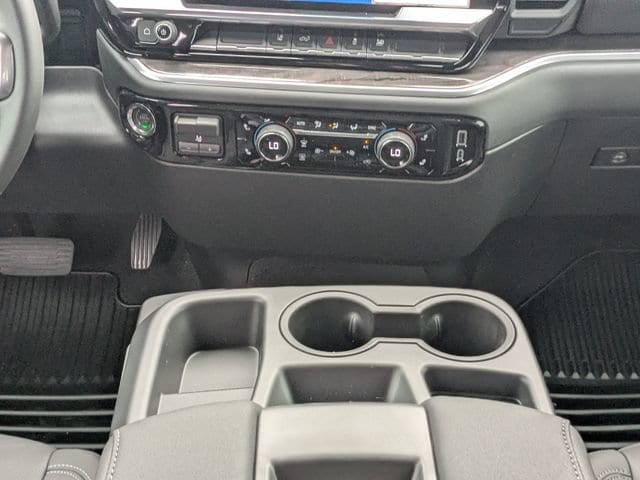 2026 Chevrolet Silverado 2500 HD LTZ - Photo 17