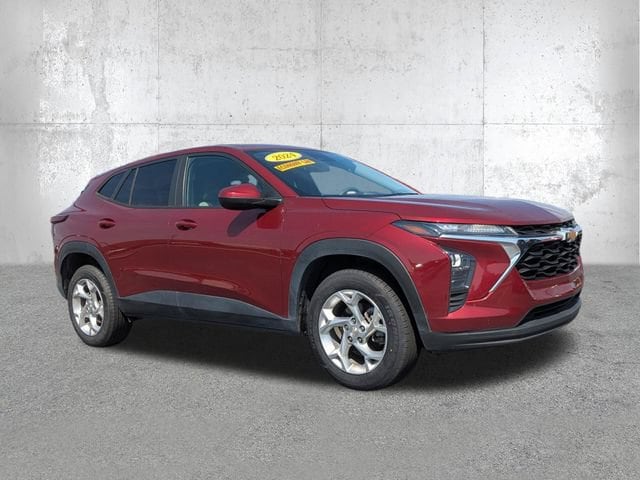 Used 2024 Chevrolet Trax LS with VIN KL77LFE24RC008243 for sale in Rincon, GA
