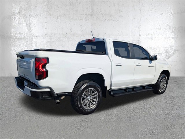 2023 Chevrolet Colorado LT photo 3