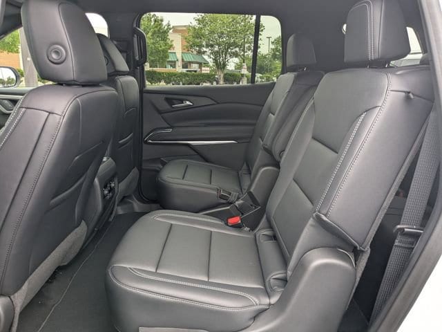 2026 Chevrolet Traverse LT - Photo 12