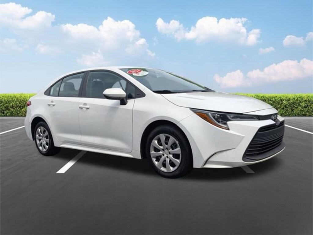 Used 2024 Toyota Corolla LE Sedan