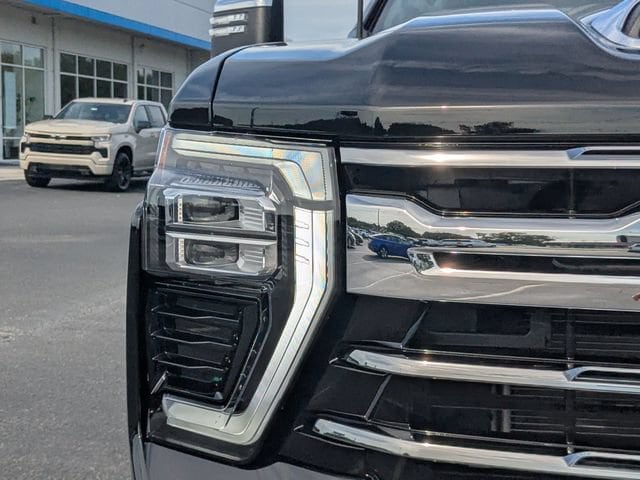 2026 Chevrolet Silverado 2500 HD LTZ - Photo 10