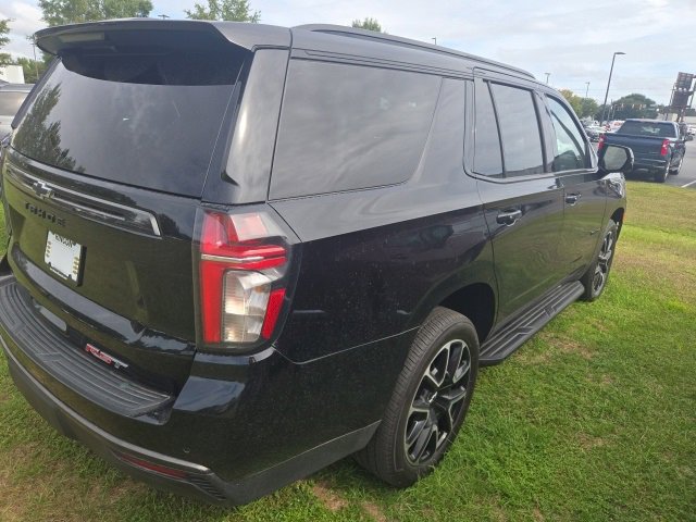2022 Chevrolet Tahoe RST photo 3