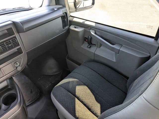 2026 Chevrolet Express Cargo Work Van - Photo 17