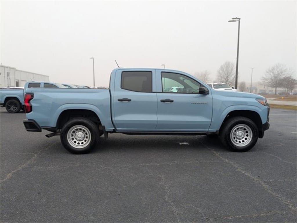 Used 2025 Chevrolet Colorado WT/LT Truck