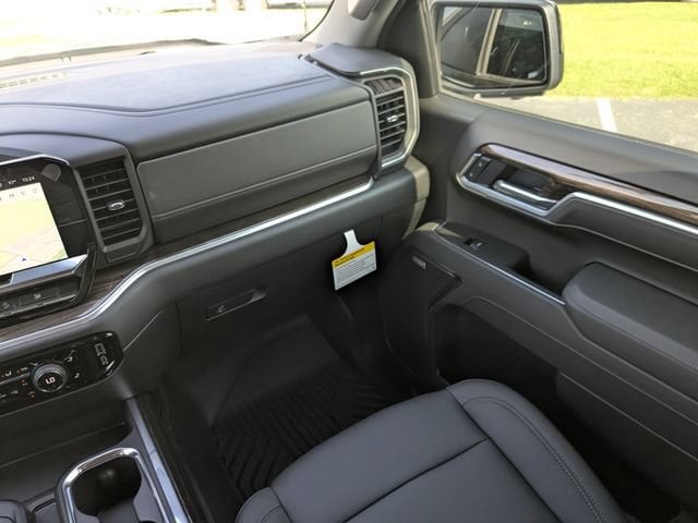 2026 Chevrolet Silverado 1500 RST - Photo 14