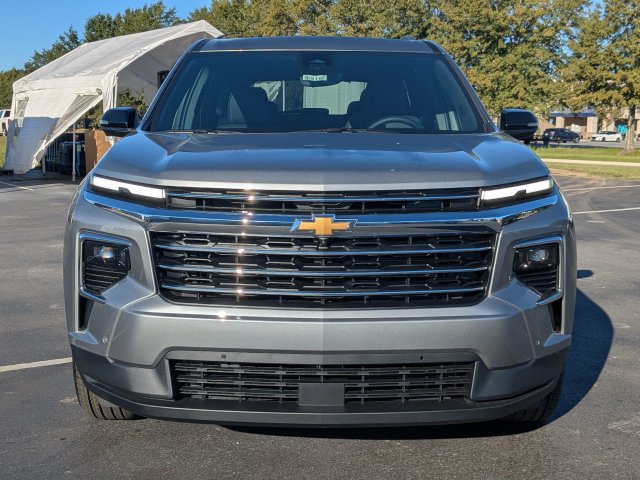 2027 Chevrolet Traverse LT - Photo 8