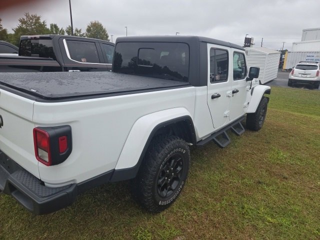 2023 Jeep Gladiator Willys photo 4