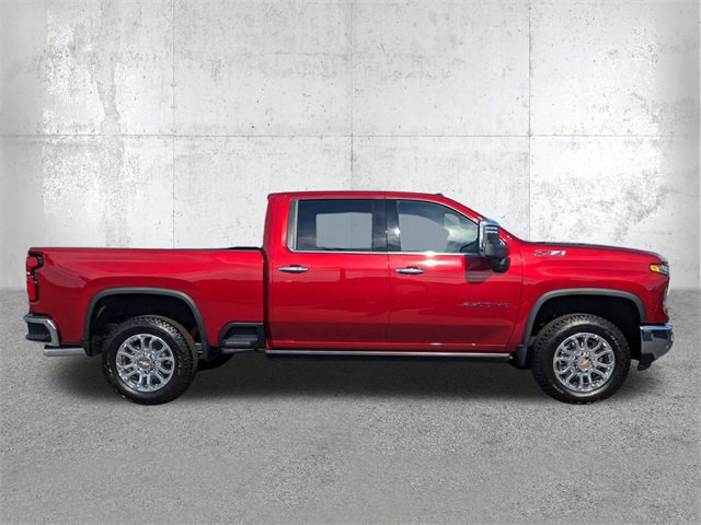 2025 Chevrolet Silverado 2500HD LTZ photo 3
