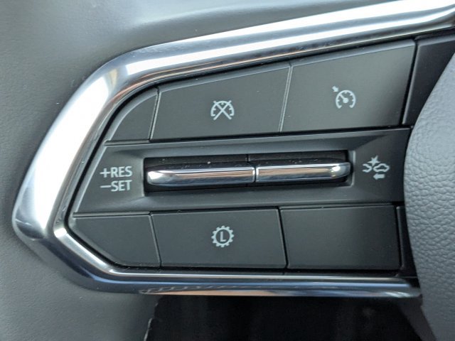 2027 Chevrolet Traverse LT - Photo 21