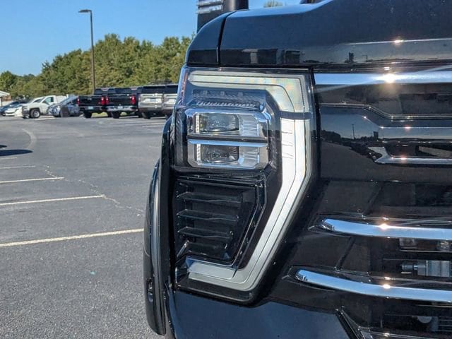 2025 Chevrolet Silverado 2500 HD LTZ - Photo 11