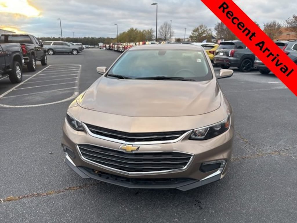 Used 2018 Chevrolet Malibu LT Sedan