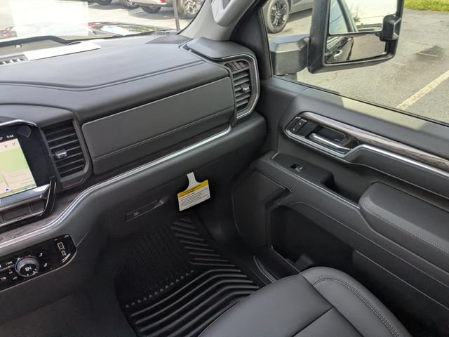 2026 Chevrolet Silverado 2500 HD LTZ - Photo 16