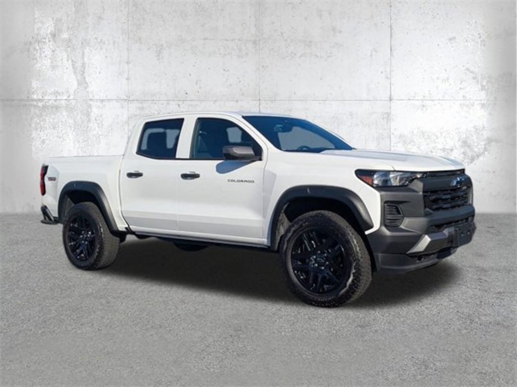 Used 2025 Chevrolet Colorado Trail Boss Truck Crew Cab