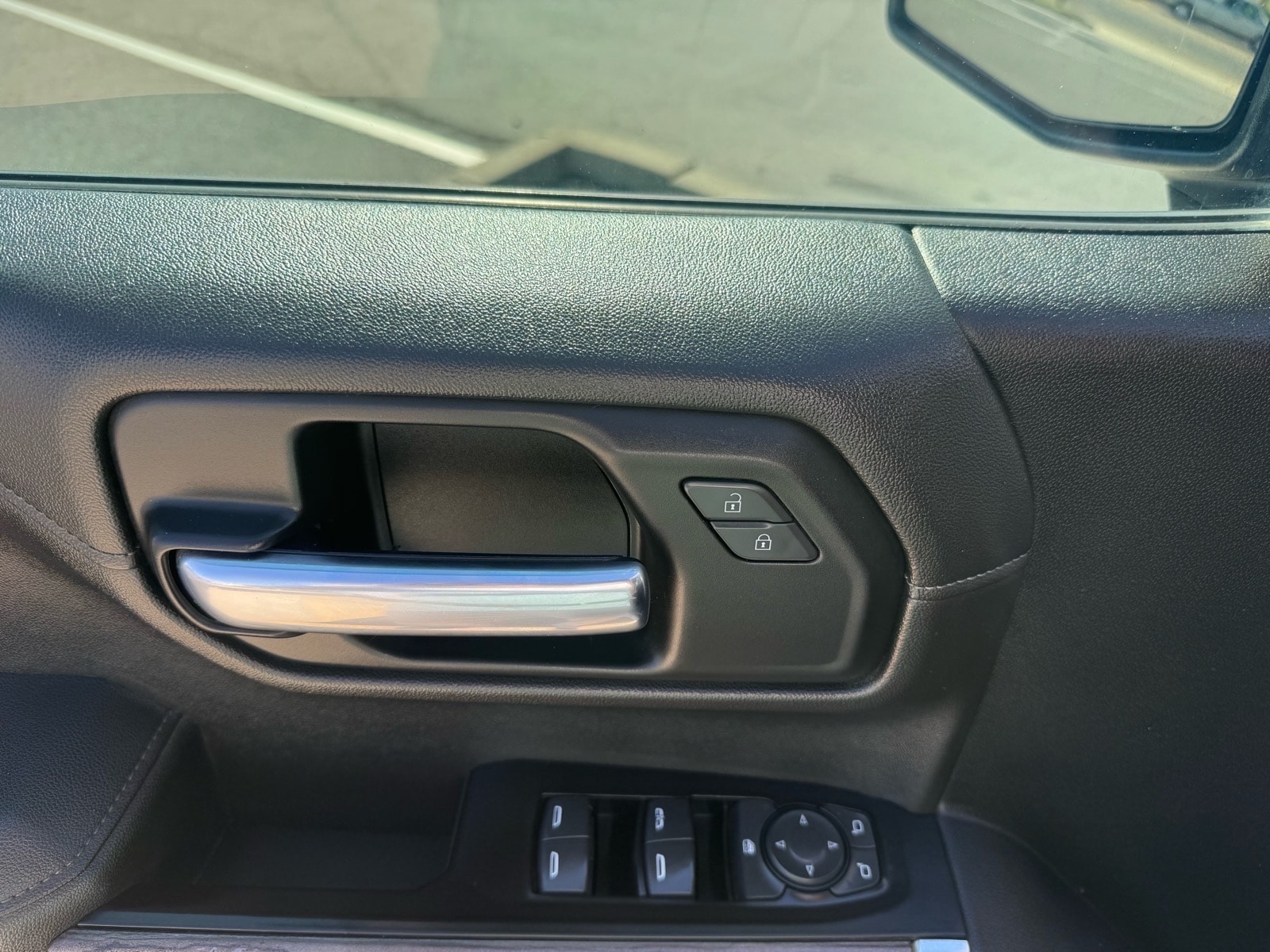 2019 Chevrolet Silverado 1500 RST - Photo 13