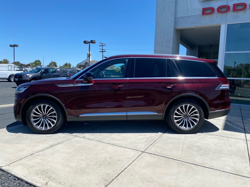 2022 Lincoln Aviator Reserve photo 3