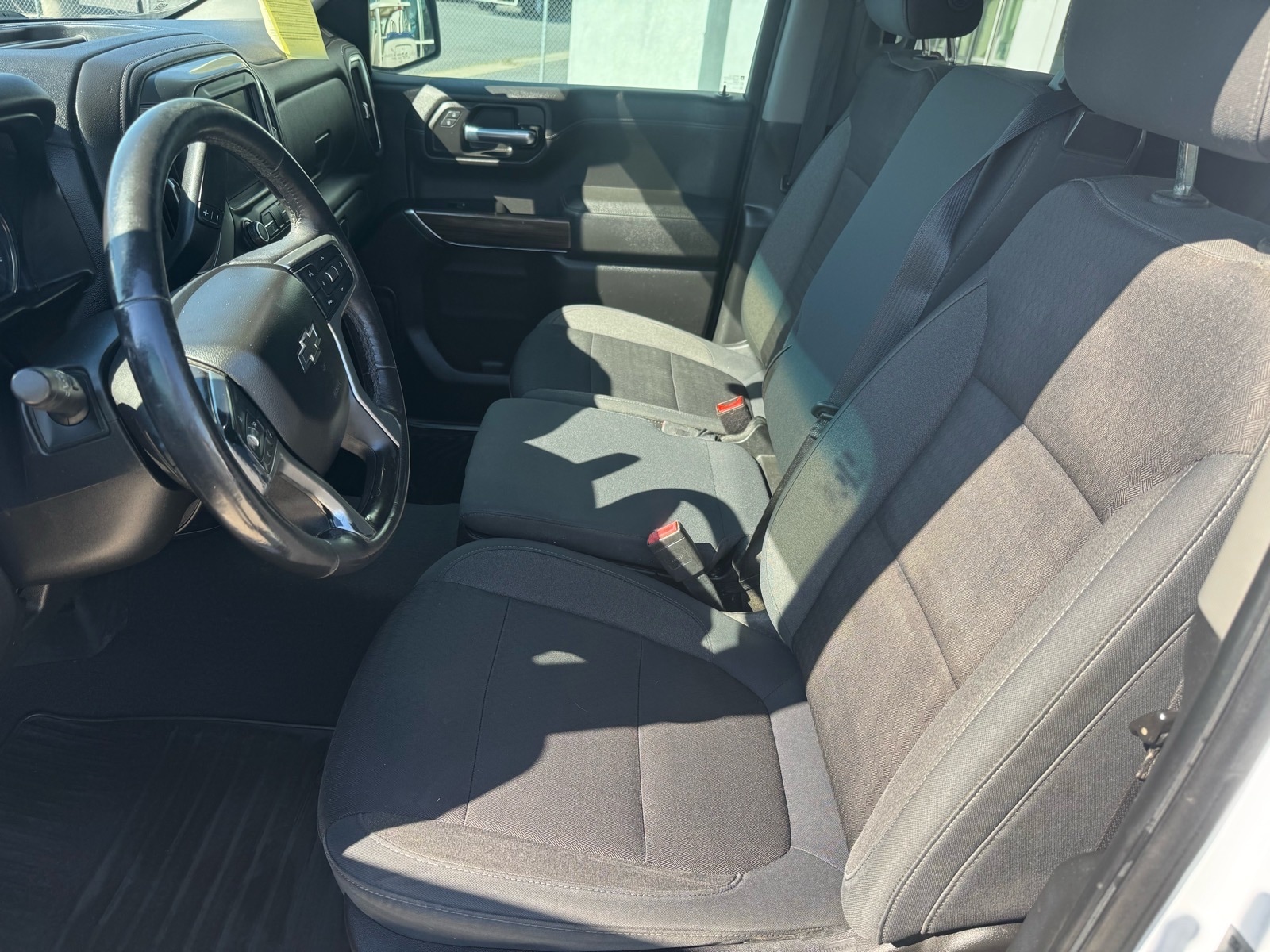 2019 Chevrolet Silverado 1500 RST - Photo 9