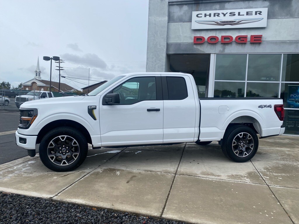 2024 Ford F-150 STX photo 2