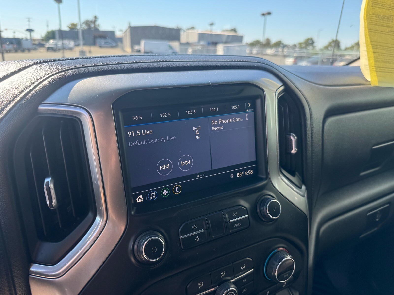2019 Chevrolet Silverado 1500 RST - Photo 17