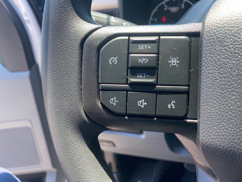 2025 Ford F-550 Super Duty Chassis Cab XL - Photo 23