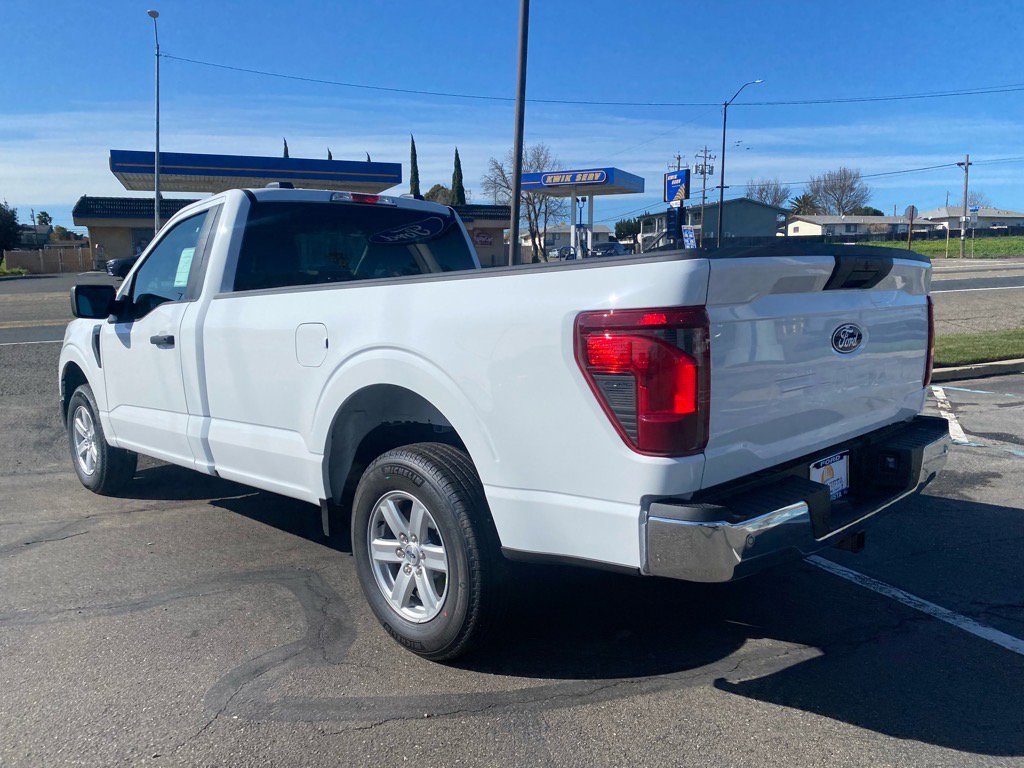 2025 Ford F-150 XL photo 3