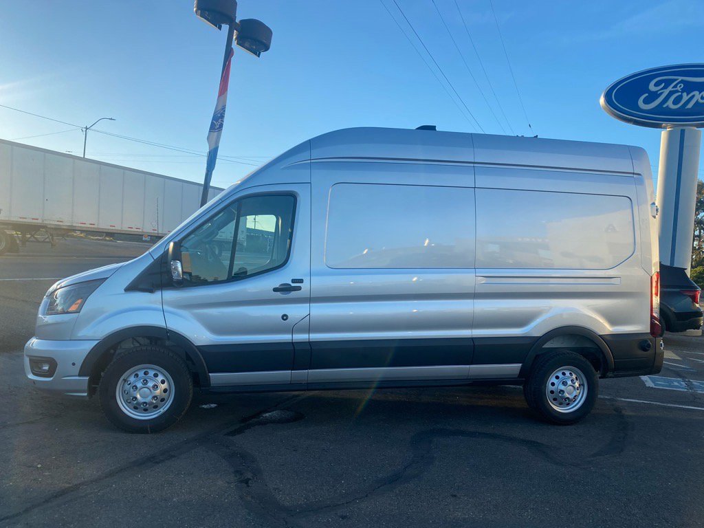 2026 Ford Transit Cargo Van photo 4