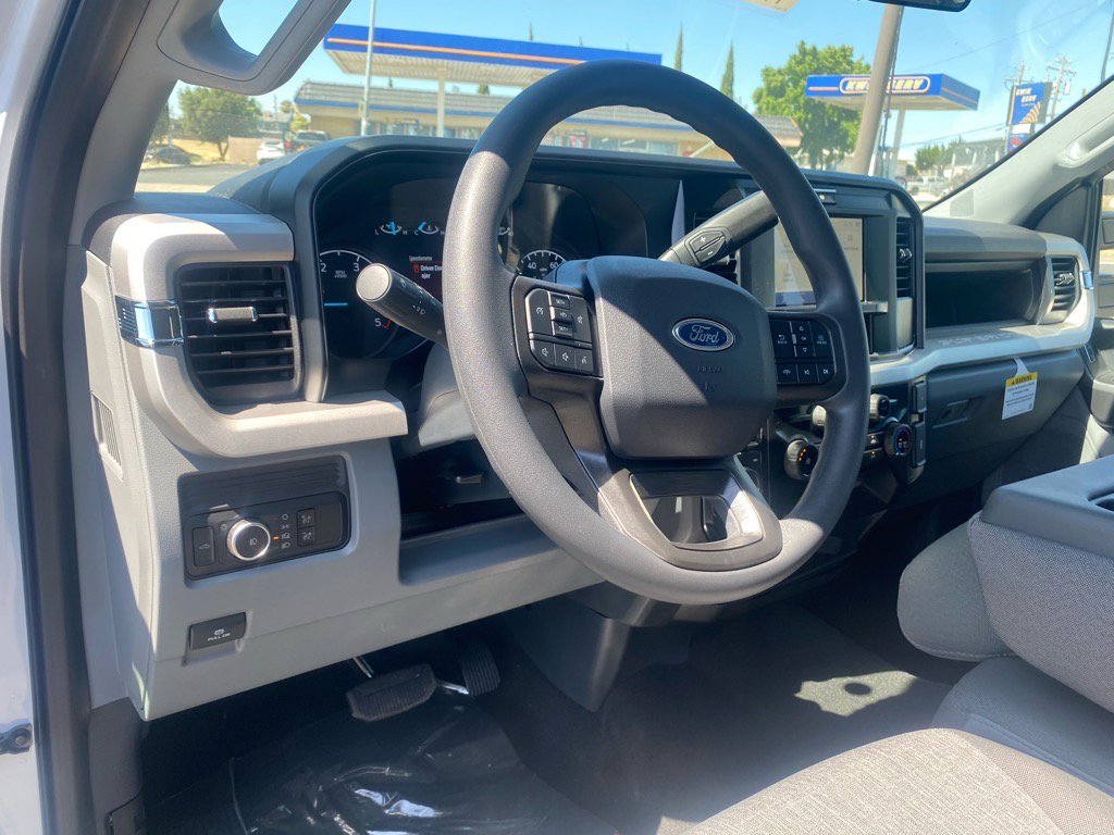 2025 Ford F-250 Super Duty XL - Photo 21