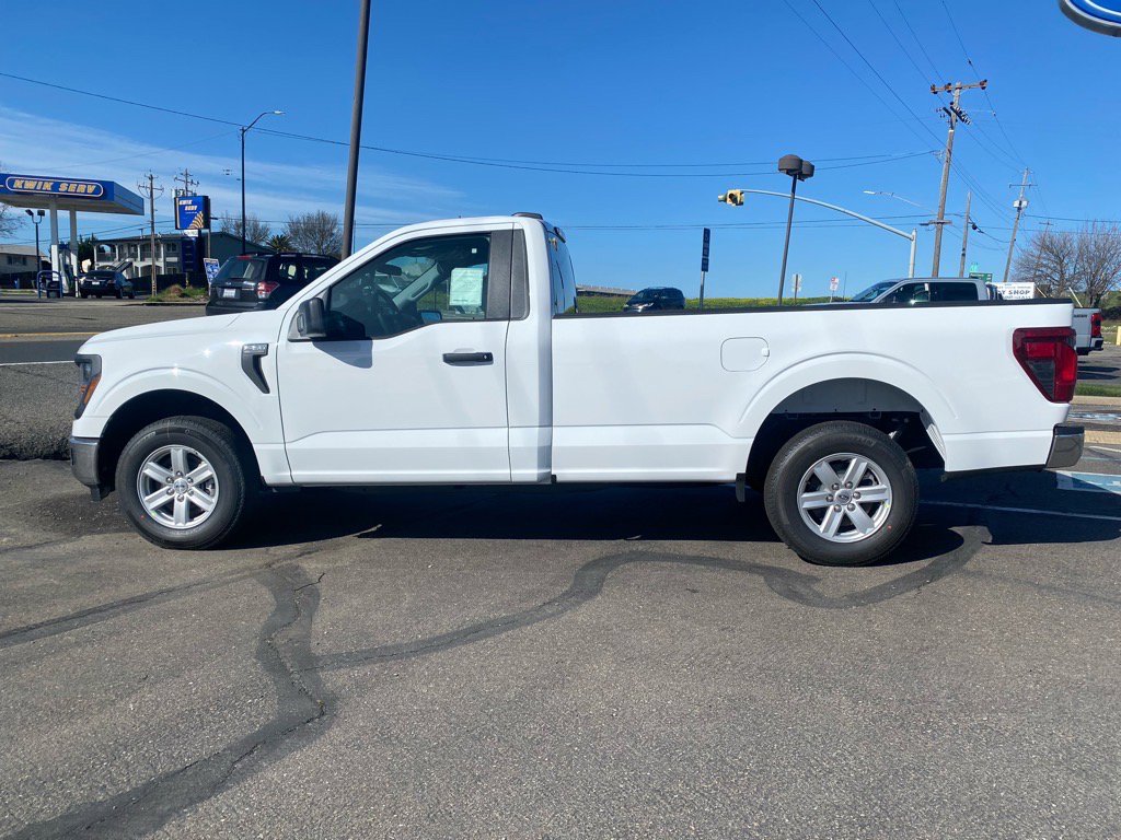 2025 Ford F-150 XL photo 2