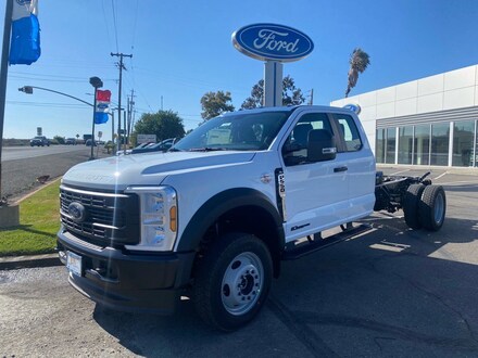 2025 Ford Chassis Cab F-550 XL TRUCK
