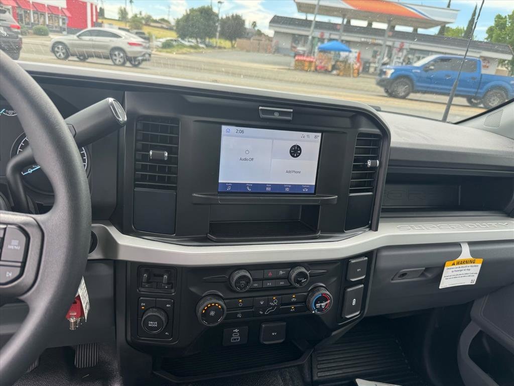 2025 Ford F-550 Super Duty Chassis Cab XL - Photo 12