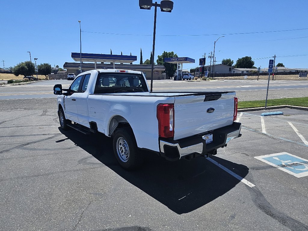 2024 Ford F-250 photo 4
