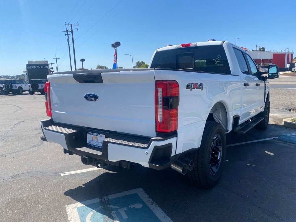 2025 Ford F-250 Super Duty XL - Photo 8