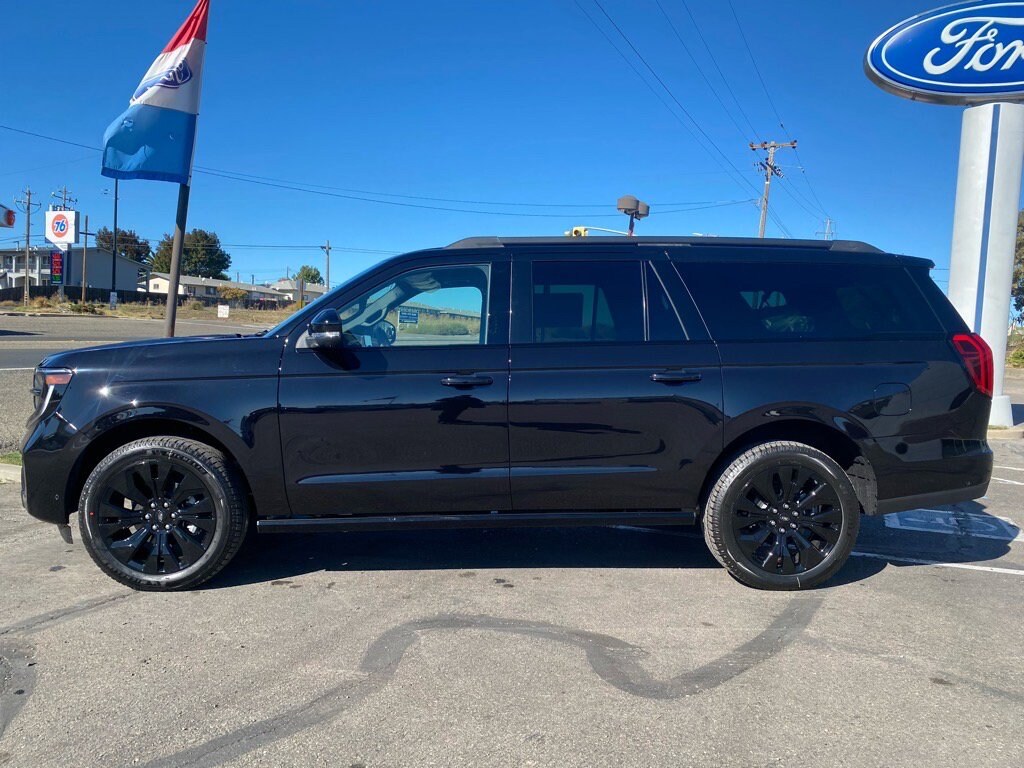 New 2025 Ford Expedition Max Platinum Platinum 4x4