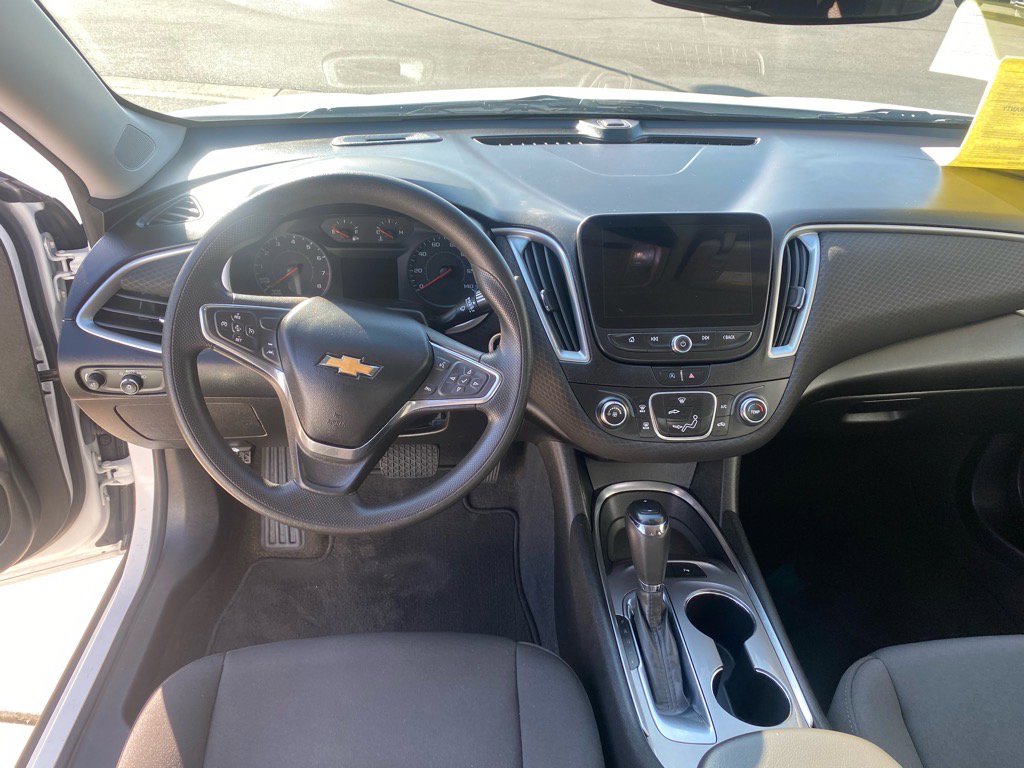 2020 Chevrolet Malibu - Photo 16