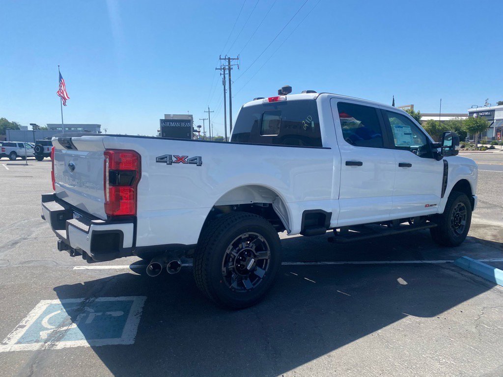 2025 Ford F-250 Super Duty XL - Photo 9