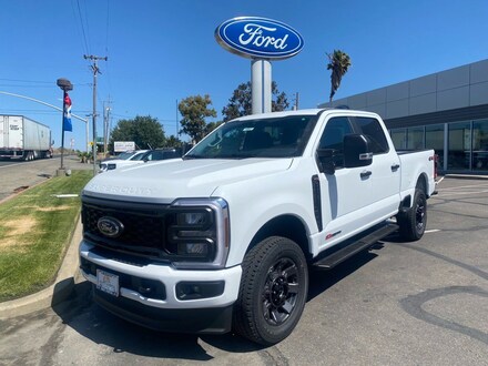2025 Ford Super Duty F-250 XL TRUCK