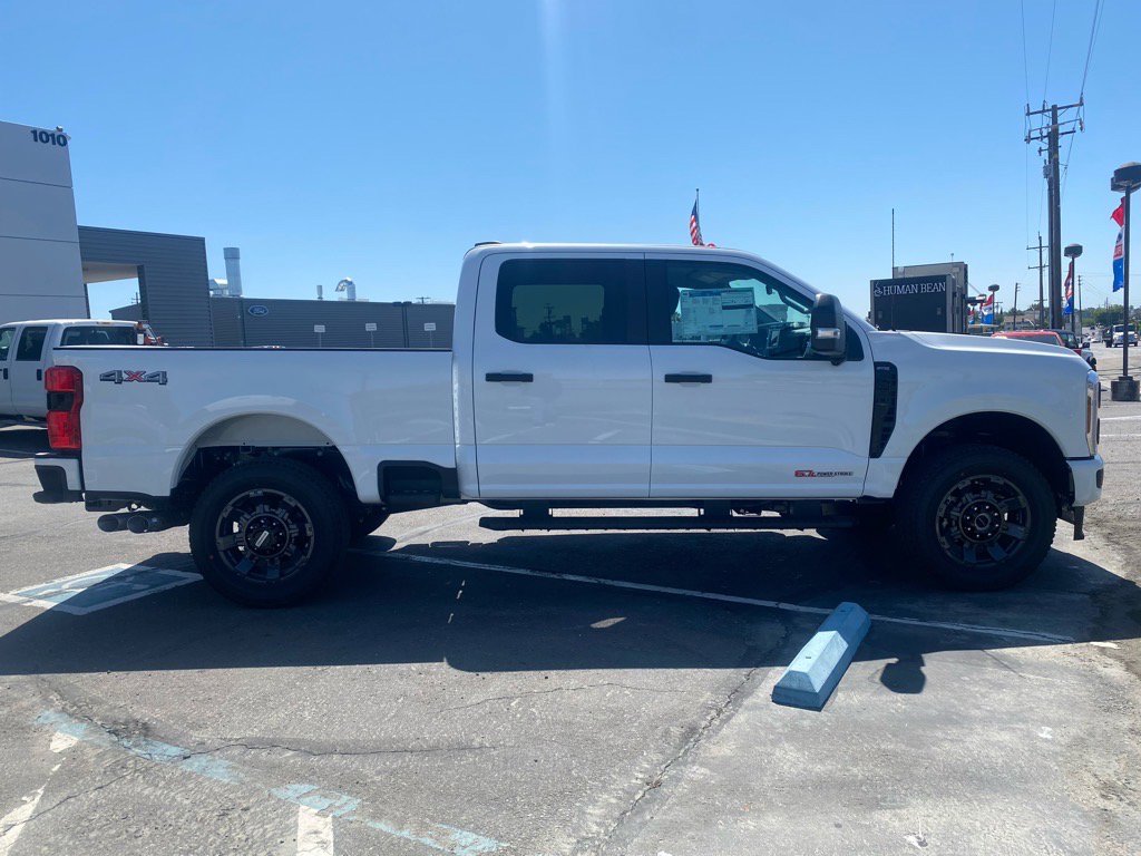 2025 Ford F-250 Super Duty XL - Photo 10