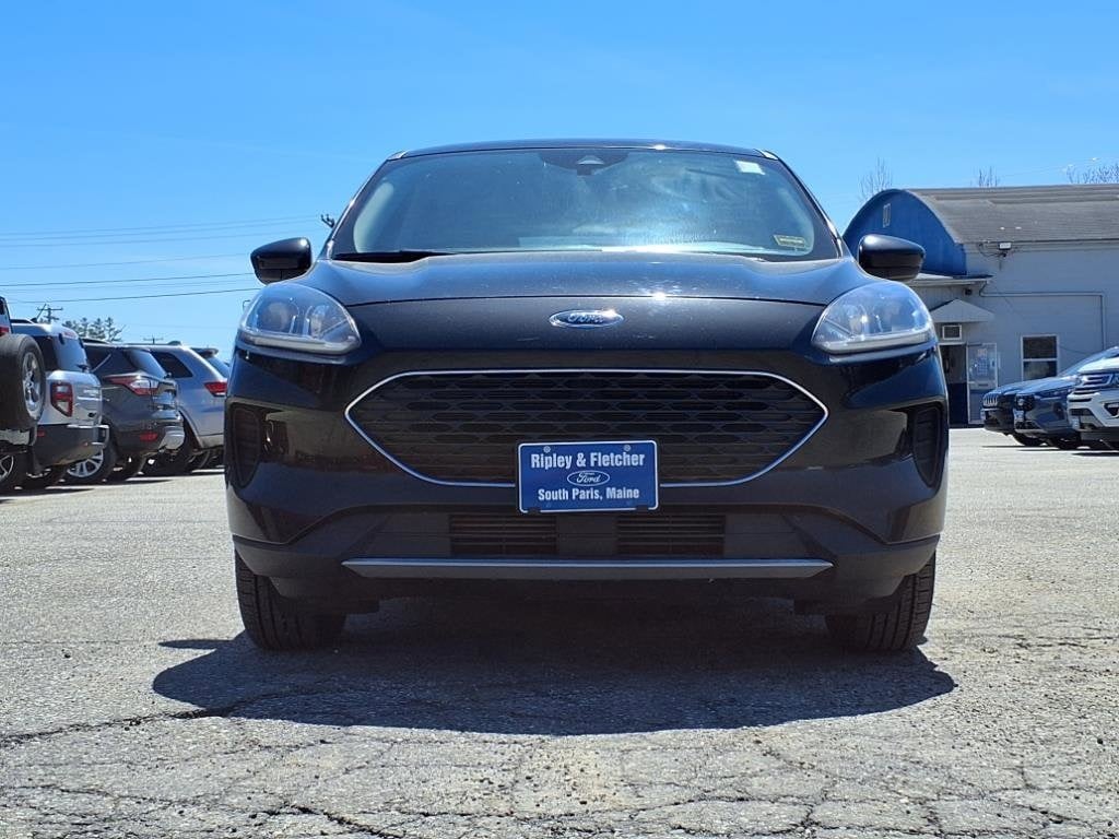 Used 2020 Ford Escape SE with VIN 1FMCU9G6XLUA89424 for sale in South Paris, ME