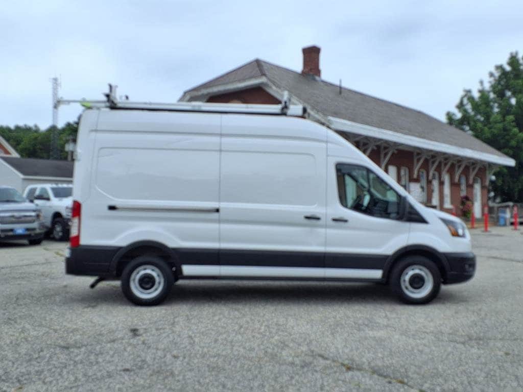 Used 2023 Ford Transit Cargo Van Base T-250 148 Hi Rf 9070 GVWR RWD
