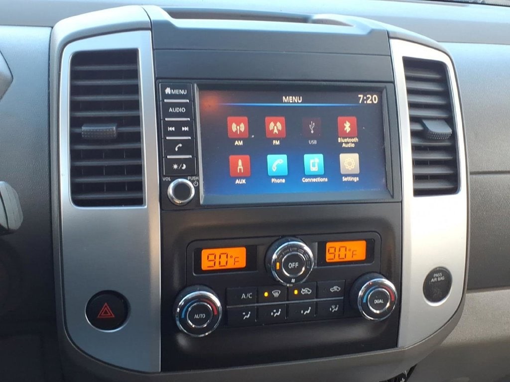 2020 Nissan Frontier SV - Photo 17