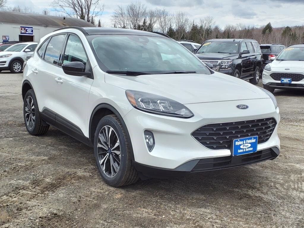 2022 Ford Escape SEL photo 3