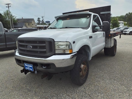 2004 Ford Super Duty F-350 DRW XL Chassis