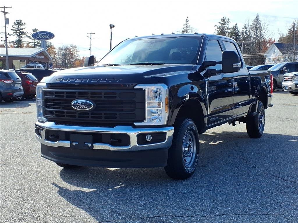 2024 Ford F-350 Super Duty XL's photo
