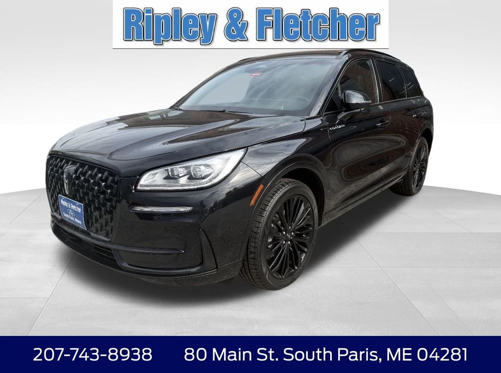 2025 Lincoln Corsair Reserve AWD's photo