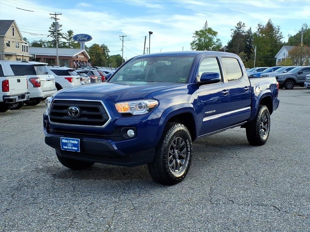 2023 Toyota Tacoma SR5's photo