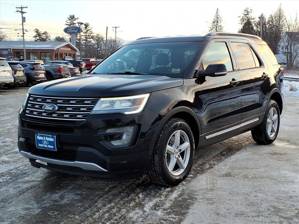 2017 Ford Explorer XLT's photo