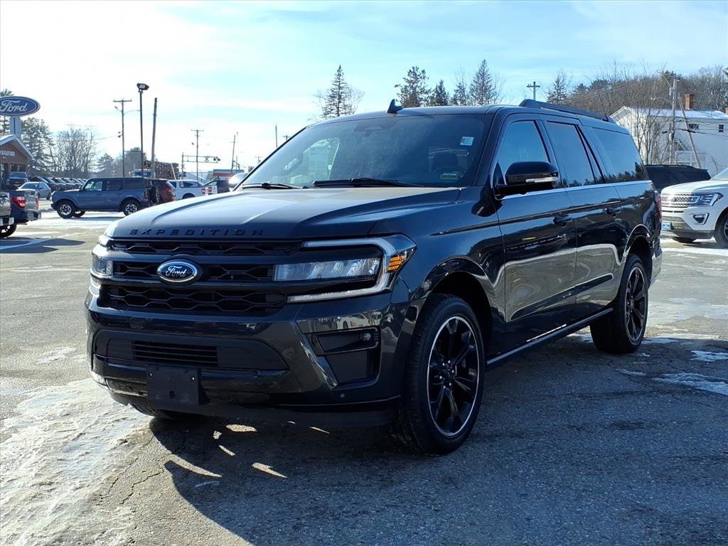 2024 Ford Expedition Limited's photo