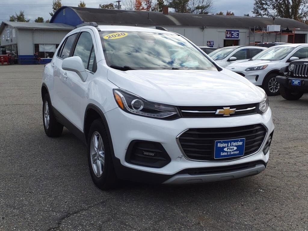 2020 Chevrolet Trax LT photo 3