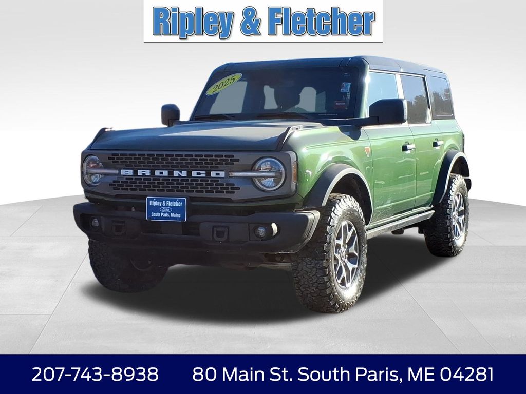 2025 Ford Bronco Badlands 4x4's photo