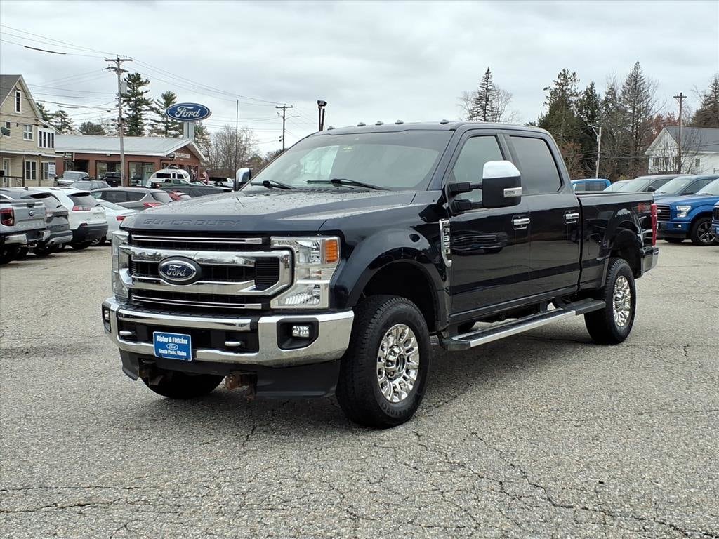 2022 Ford F-350 Super Duty XLT's photo